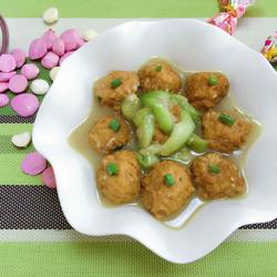 丝瓜烧肉圆的做法[图]