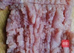 炸酱盖浇饭的做法图解1