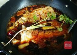 辣烧白条鱼的做法图解10