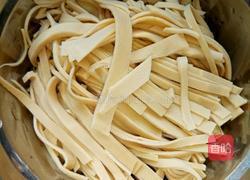 韭菜炒千张的做法图解1