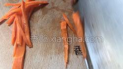 牛肉炒乌冬面的做法图解1