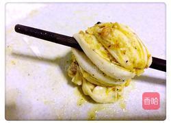 核桃芝麻花卷的做法图解15