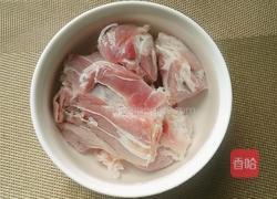 薏米筒骨汤的做法图解2