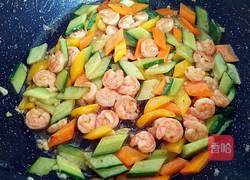 青瓜炒虾仁的做法图解13