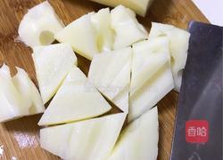 莲藕腔骨汤的做法图解2