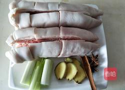 红焖猪蹄的做法图解1