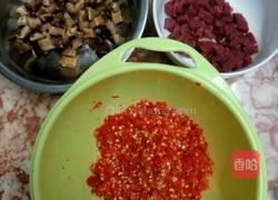 香辣香菇牛肉酱的做法图解2