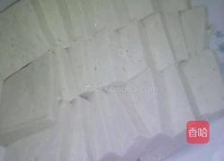 香菇酱蒸豆腐的做法图解1