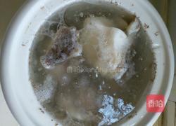 瘦肉沙虫粥的做法图解1