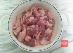 仔姜烧鸭的做法图解1