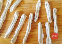 牛奶油条的做法图解5