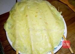 鲜虾鸡蛋卷的做法图解6