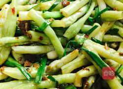 大粒香菇炒豆角的做法图解10