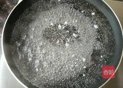 虾仁蛋包饭的做法图解2