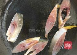 香煎海鱼的做法图解3