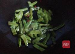 红椒扁豆的做法图解4
