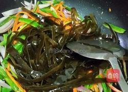 五彩桂花炒海带的做法图解5