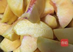 黄桃罐头的做法图解3