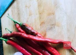 黑椒牛肉青豆盖的做法图解2