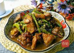 青椒焖鸡块的做法图解11