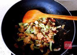 西红柿炒菜花的做法图解10