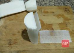 芒果萝卜卷的做法图解3