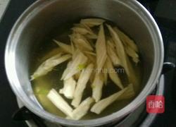 芹菜拌腐竹的做法图解4