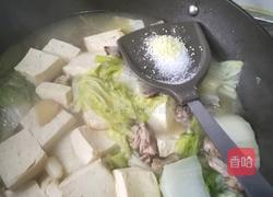 白菜炖豆腐的做法图解12
