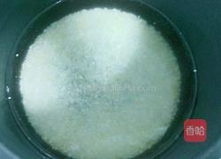 黏玉米碴子粥的做法图解3