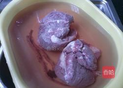 酱汁牛腩的做法图解1