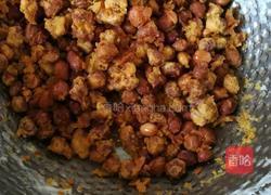 挂霜花生米的做法图解8