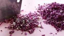 紫甘蓝香菇饺子的做法图解7