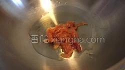 豆芽鲜菇炒肉丝的做法图解7