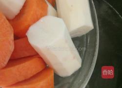 胡萝卜山药排骨汤的做法图解6