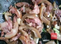 辣炒猪头肉的做法图解2