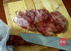 金针菇蒸腊肠的做法图解4