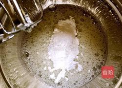 戚风蛋糕的做法图解7