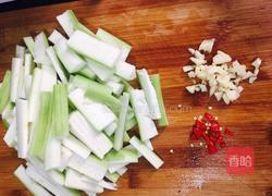 丝瓜炒鸡蛋的做法图解2