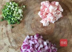 酱油炒饭的做法图解1
