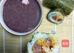 香肠肉松饭团的做法图解6