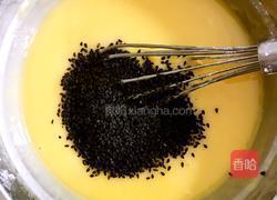 黑芝麻蛋卷的做法图解7
