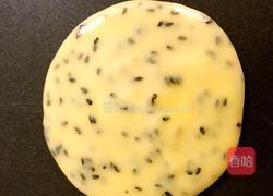 黑芝麻蛋卷的做法图解9