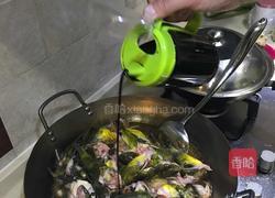 家常炖鱼的做法图解18