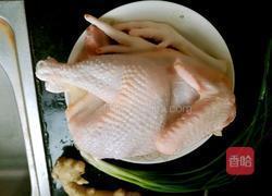 白斩鸡的做法图解1