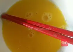 Illustration of how to make spicy egg steamed bun slices (super simple) 1