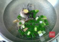 鲈鱼豆腐汤的做法图解3