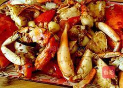 蒜香大闸蟹的做法图解5