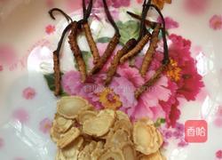 冬虫草花胶炖肉沫的做法图解2