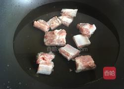 土豆烧排骨的做法图解2