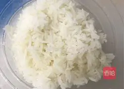 Illustration of how to make sushi at home 3